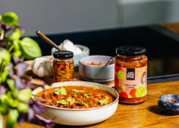 Just Spices expands range with launch of organic ready meals