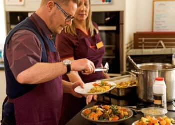 Sainsbury’s donates 10 million meals through Neighbourly