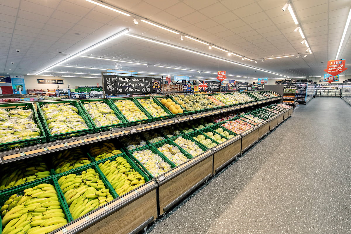 Aldi announces details of its biggest round of price cuts on fruit and vegetable essentials - Vimarsana News