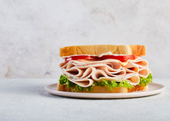 With food waste reduction a top priority, consumers willing to switch to brands that offer better shelf life, reports Kerry