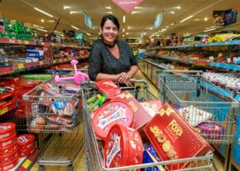 Aldi Scotland raises over £10,000 for Scottish foodbanks in 2023