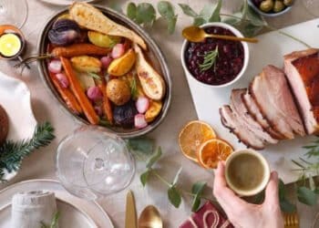 One in six Brits say they would rather have a curry than a Christmas dinner, Instaprint reports