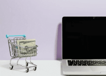 E-commerce vs. brick and mortar: pros and cons