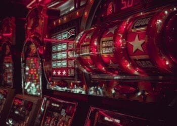 The showdown: online casinos vs. retail casinos – a comprehensive comparison