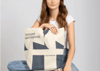 Face the Future supports The British Skin Foundation with launch of tote bag