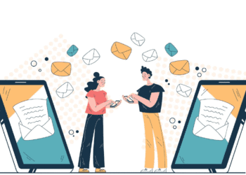 Bridging email and SMS: how retailers are extending outreach through Outlook integration