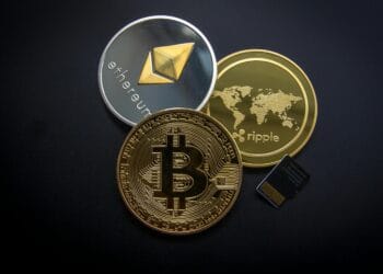 How e-commerce retailers are beginning to meet demand by integrating crypto payments