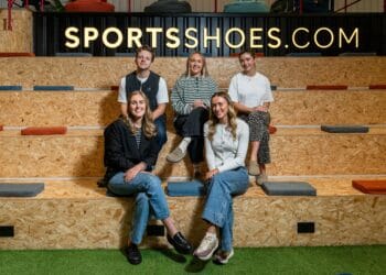 SportsShoes.com