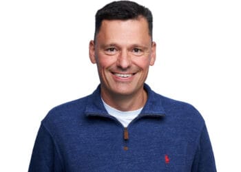 Ingenico announces leadership transition plan and appoints Floris de Kort as chief executive officer 15 Ingenico