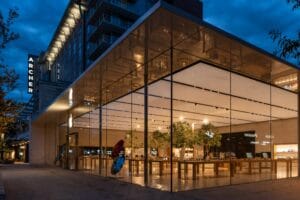 shoppers shaped by technology