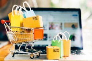 traditional omnichannel retail f