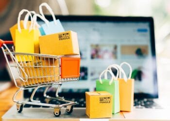 traditional omnichannel retail f