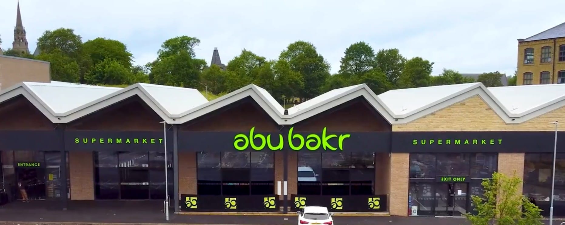 Leeds-based Abu Bakr supermarket named among UK’s top 100 independent stores