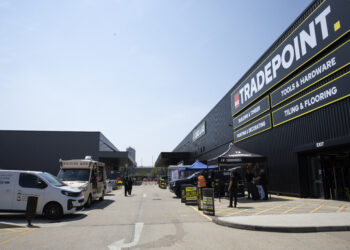 B&Q TradePoint