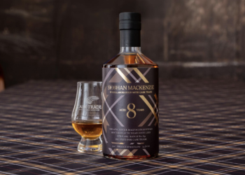 Cask Trade collaborates with Scottish fashion designer Siobhan Mackenzie on own tartan pack design