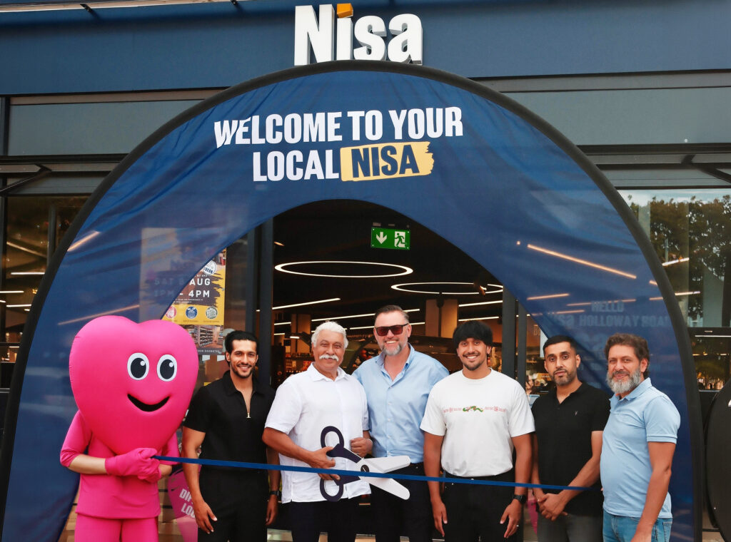 LA Foods and Co-op Wholesale celebrate new flagship London Nisa store and extended partnership