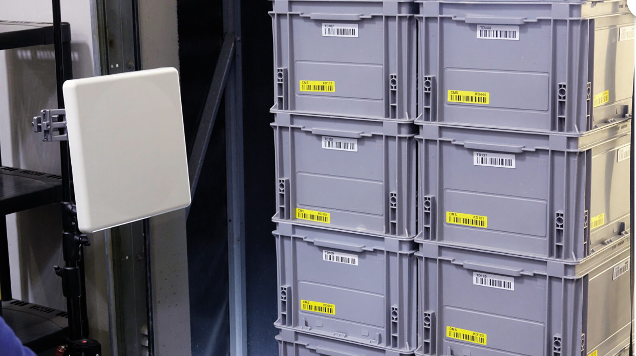 Returnable containers in retail supply chains: what RFID tracking changes
